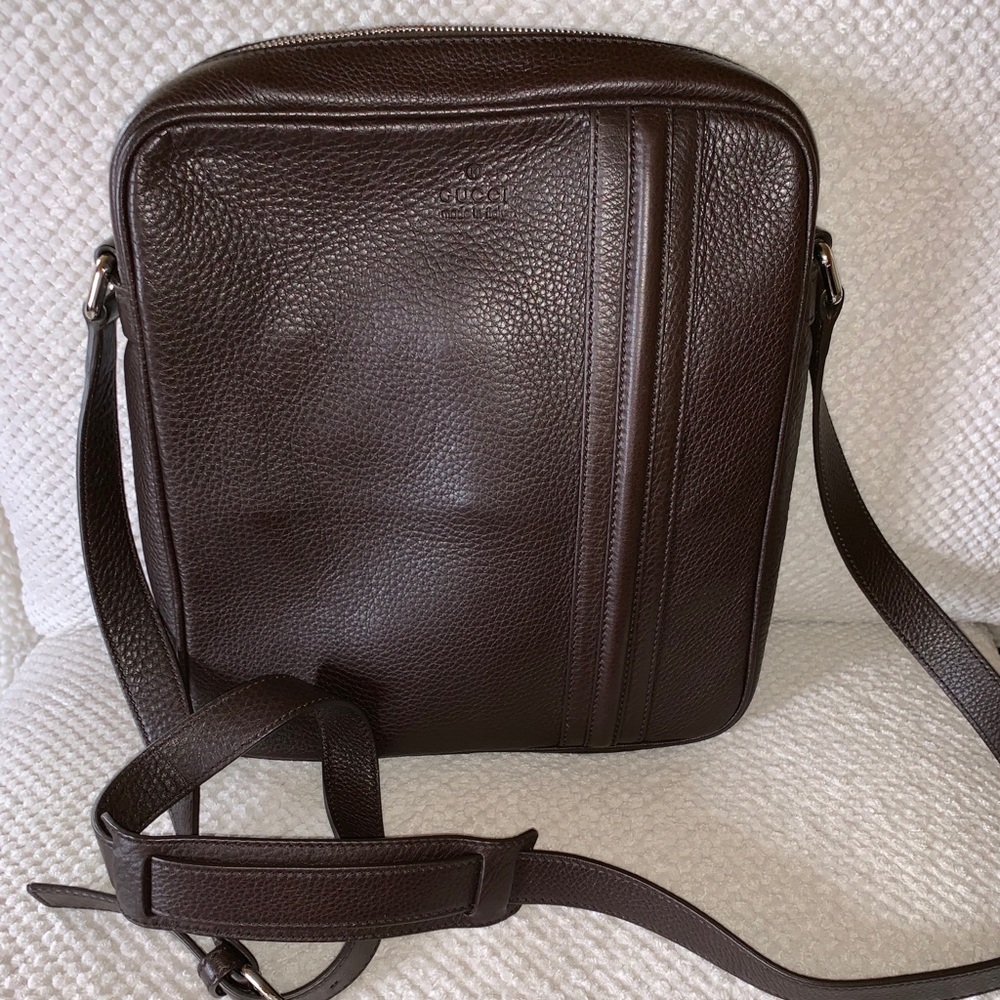 Authentic Leather Men’s Brown Gucci Messenger Bag 💎Mint Condition